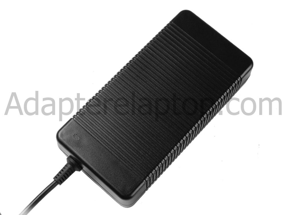 Original 230W Medion Erazer X17803 (MD61441) AC Adapter Lader + Kabel